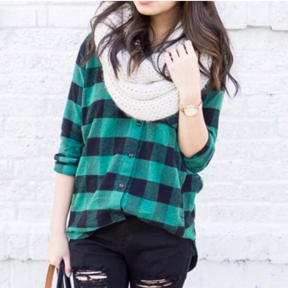 Madewell Tops - Madewell Green Boyfriend Flannel Shirt